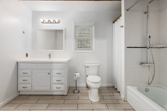 Photo - 2469 Indiana Ave