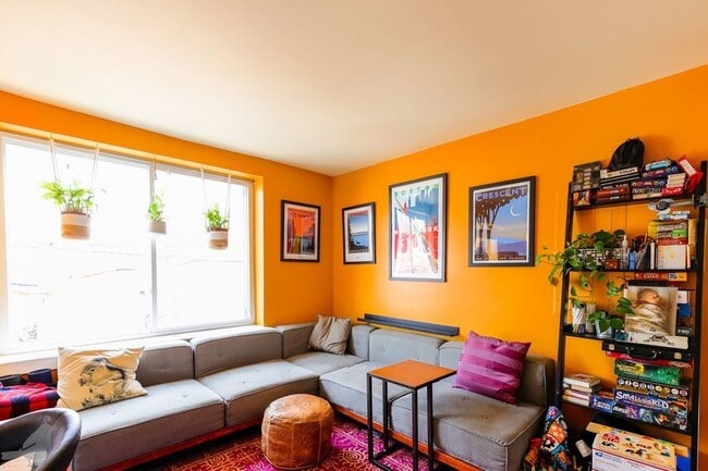 Photo - 420 16th St SE