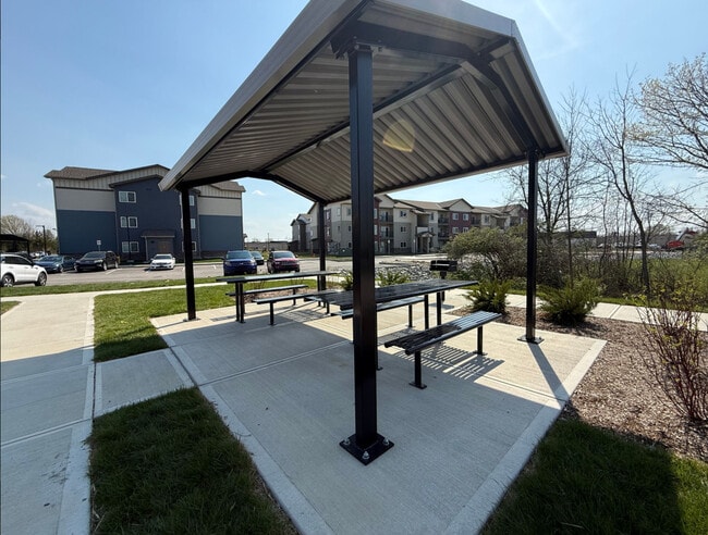 Photo - Kinwood Place