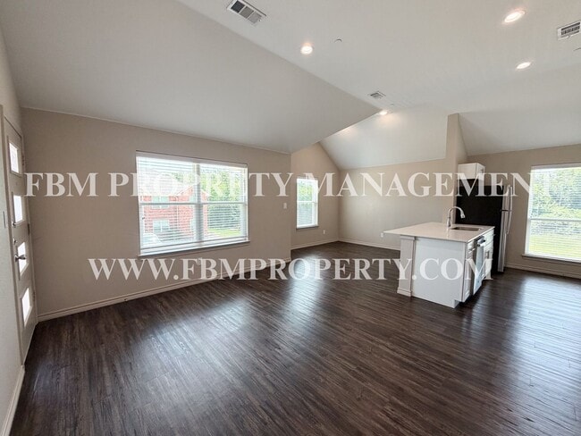 Photo - 1203 N Clay St Unit 521