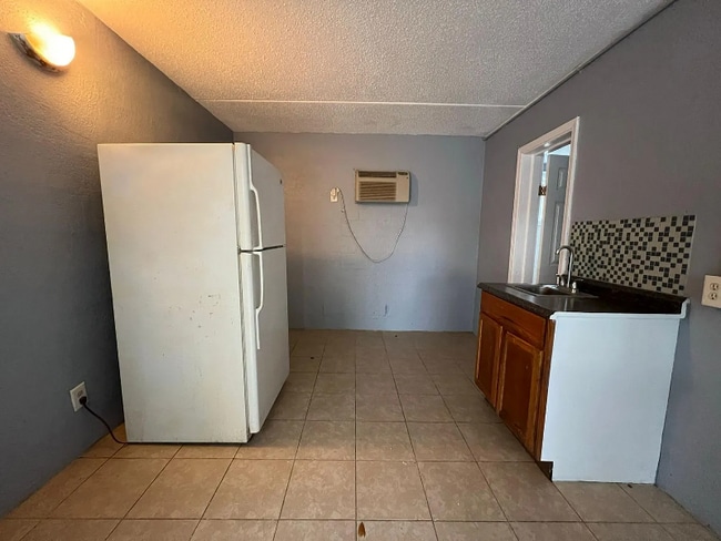 Building Photo - 603 Atlantic St Rental