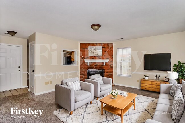 Photo - 3926 Oak Branch Cir W