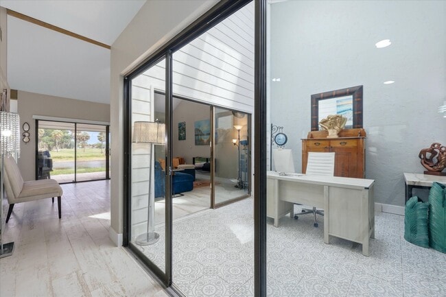 Photo - 4401 Glebe Farm Rd