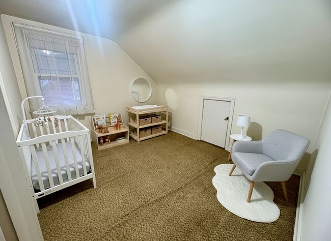 Photo - 3 Bedroom 2 Bathroom Cape Cod Available in York!