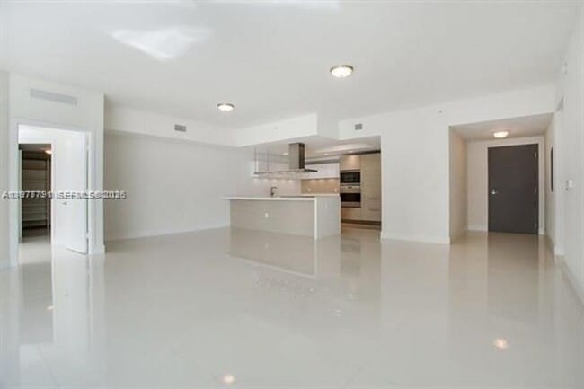 Photo - 17301 Biscayne Blvd Unit 17301 Biscayne Blvd  1103