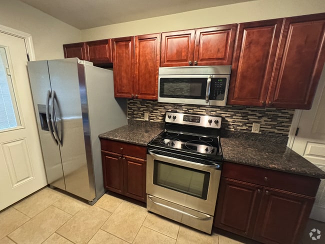 Building Photo - 136 Jolie Oaks Blvd Rental