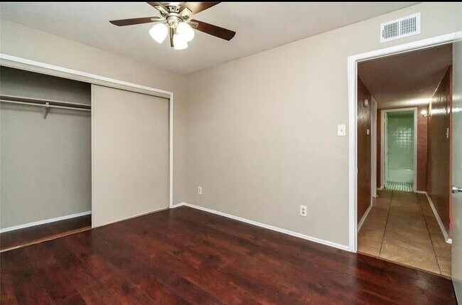 Photo - 3207 Forest Creek Dr