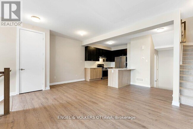 Photo - 227 Speckled Alder Row