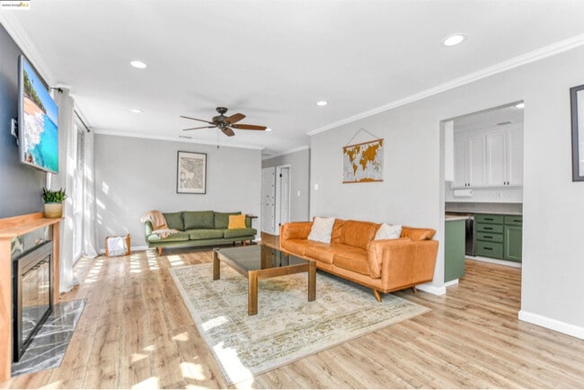 Photo - 2419 Erie Dr