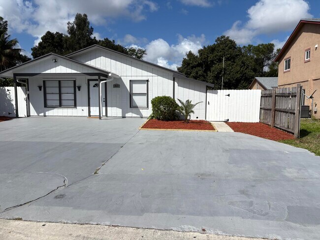 Photo - 3825 Patio Ct Unit A