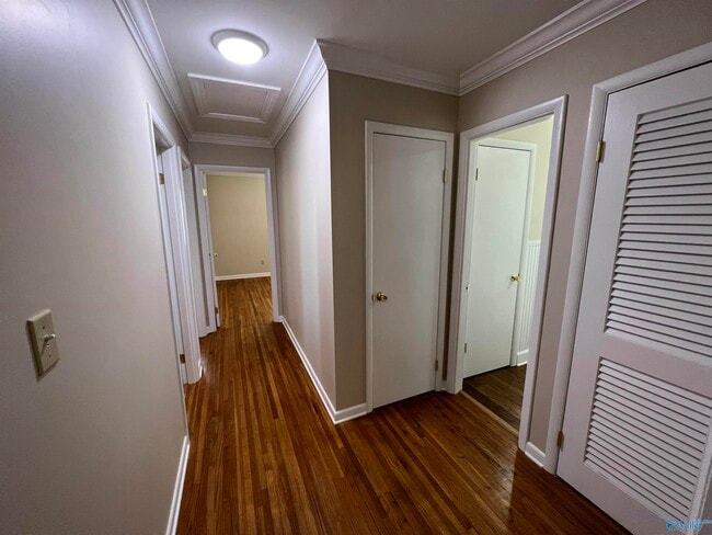 Photo - 23095 Kennedy Rd