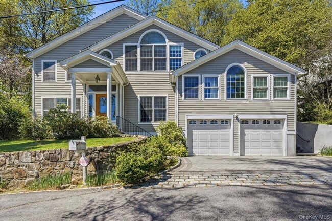 Building Photo - 60 Hillside Ln