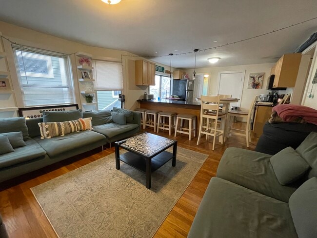 Photo - 74 Ashford St