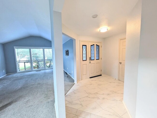 Photo - 566 Sunwood Dr NW