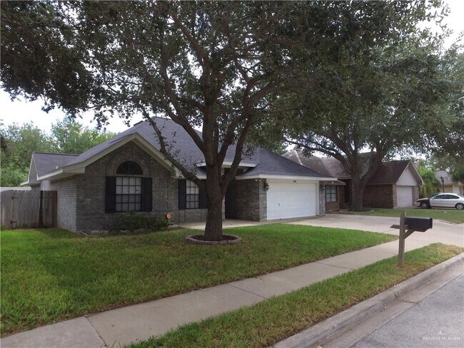 Photo - 22 Mynah Ave