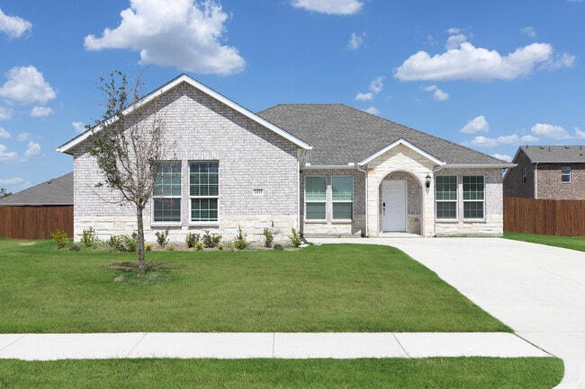 Building Photo - 1431 Cedarhurst Dr Rental
