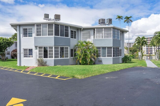 Photo - 1671 NE Miami Gardens Dr Condo Unit 247