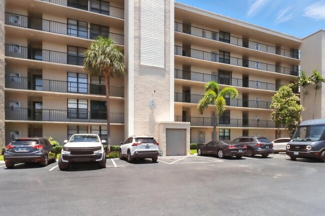 Photo - 6 Royal Palm Way Unit 105