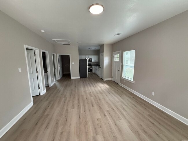 Photo - 5703 Valley Dr