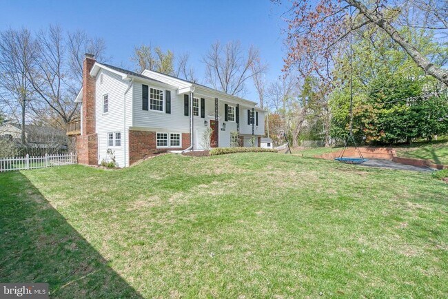 Photo - 12805 Point Pleasant Dr