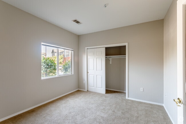 2HAB, 1BA - Cottonwood - North Creek Apartments