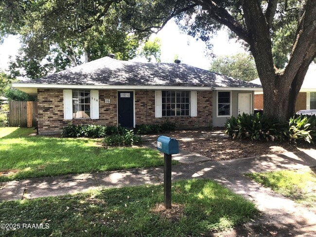 Building Photo - 116 Sorority Dr Rental