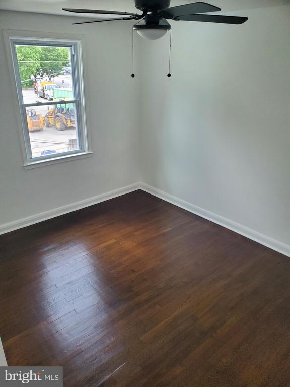 Photo - 1534 Doolittle Rd