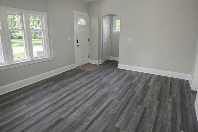 Photo - 4441 E 131st St