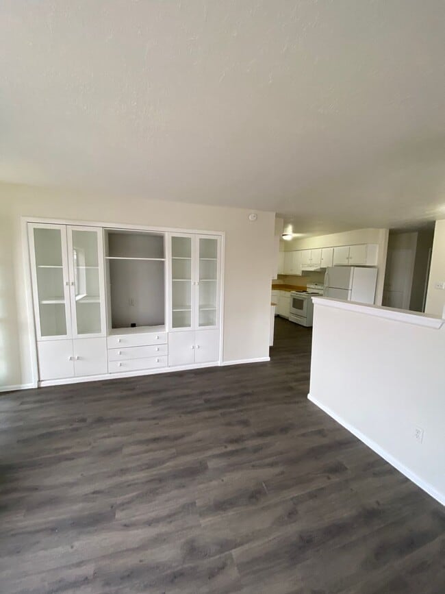 Photo - NE 1057 SF 3 Bedroom 2 Bath