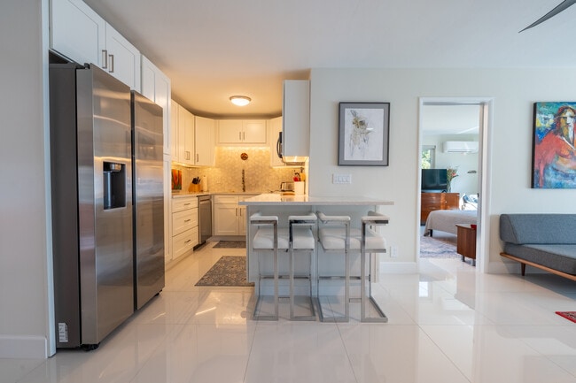 Photo - 2121 Parker Ave