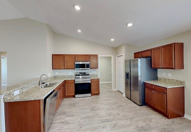 Photo - 2222 12th Ave E
