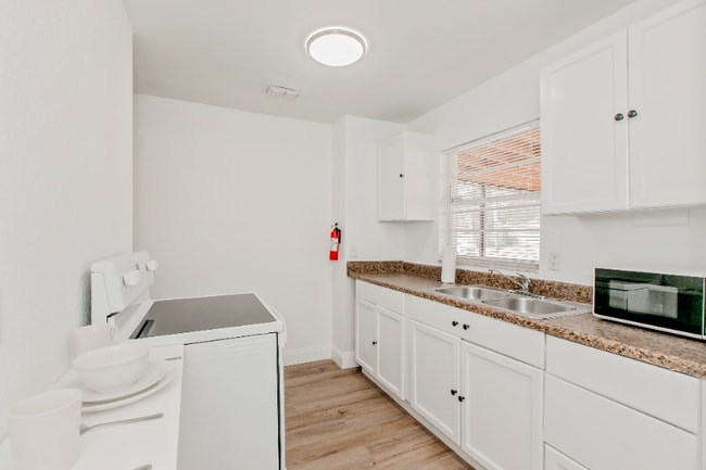 Photo - 5196 Lescot Ln