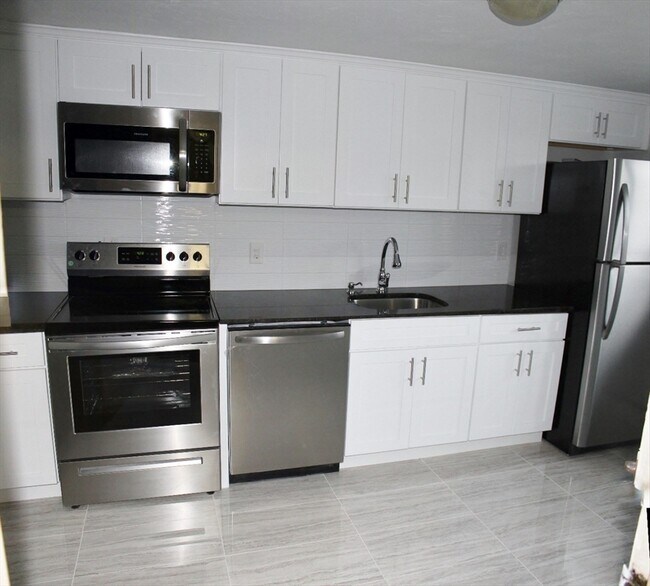 Photo - 57 Colborne Rd Unit 3