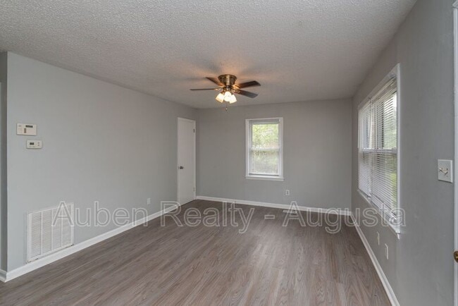 Photo - 2416 Barton Chapel Rd