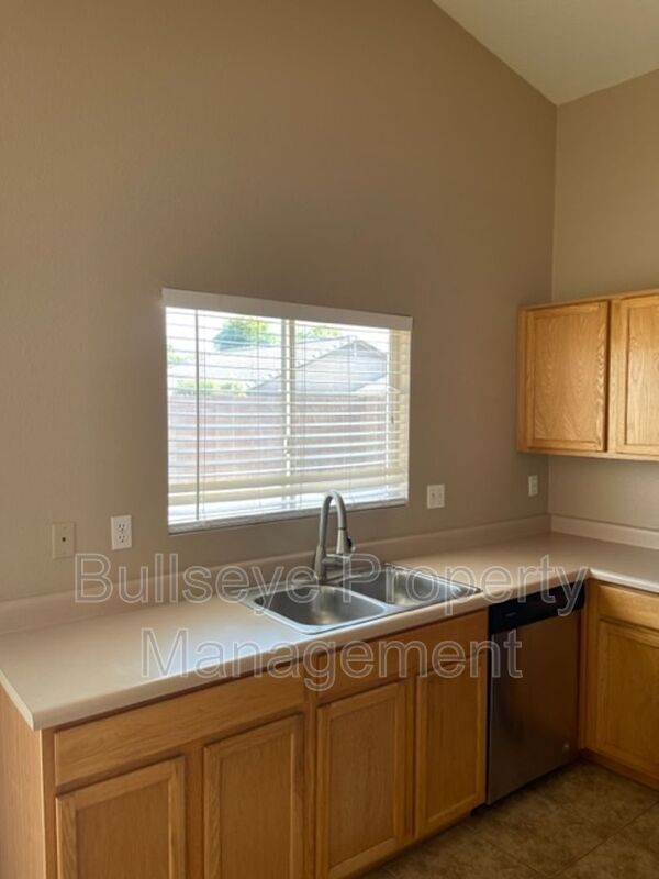 Photo - 11531 E Covina