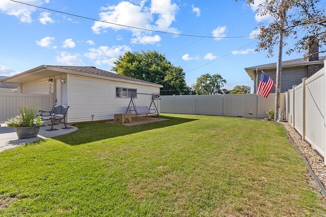 Photo - 9208 Nashville Ave