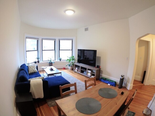 Photo - Avl NOW No Fee! Updated 1BR in Coolidge Co...