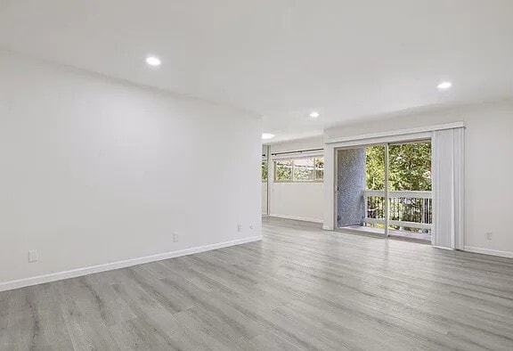 Photo - 4716 Park Granada Unidad 199