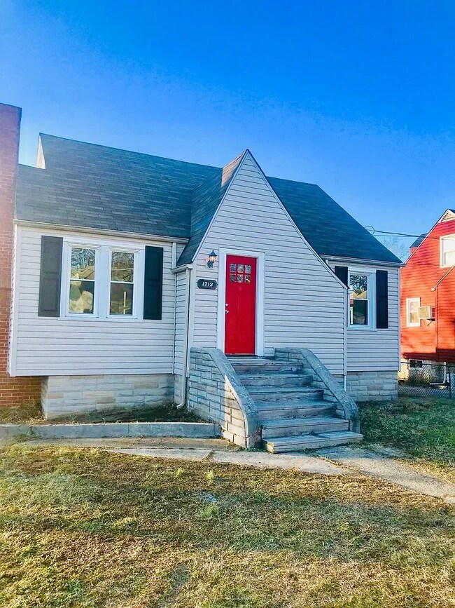 Photo - 1712 Pin Oak Ave