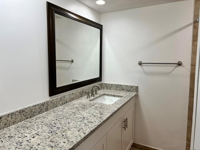 Photo - 3114 31st Way