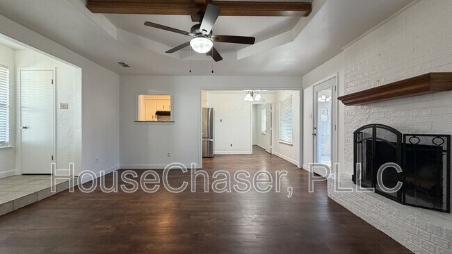 Photo - 6610 Huron Ave