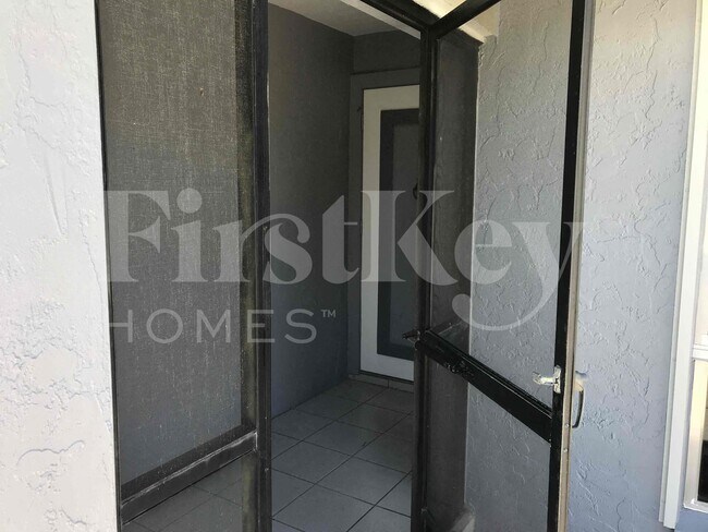 Photo - 3922 SE 2nd Ave