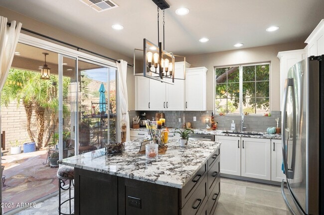 Photo - 322 W Mountain Sage Dr