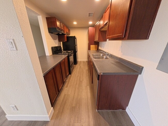 424 W Brown Rd