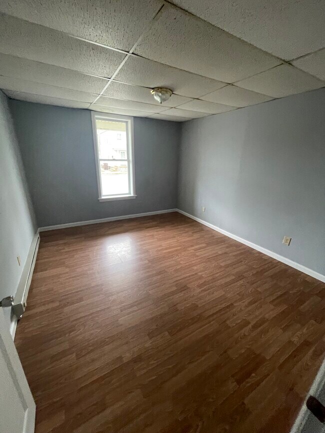 Photo - 203 Henry St Unit 1