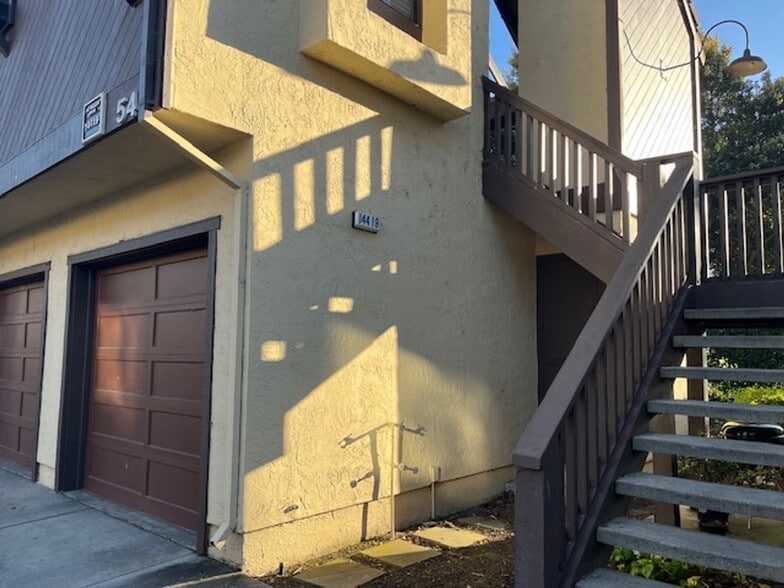 14419 Outrigger Dr
