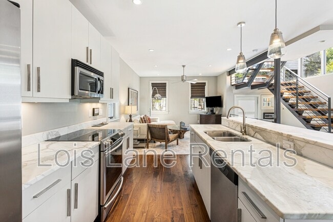 Photo - 19 Brewster Ct