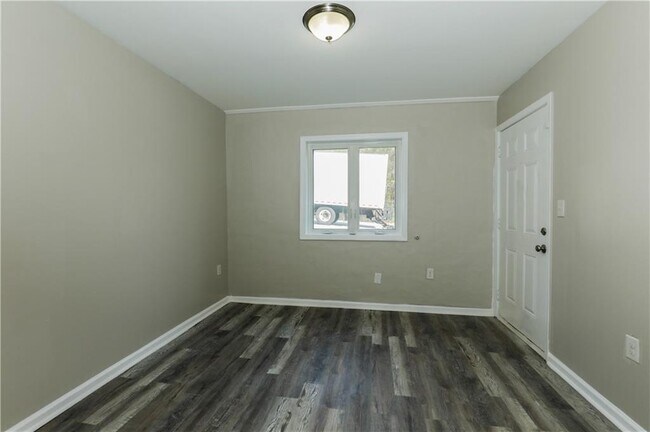 Photo - 166 Anderson Ave NW Unit B02