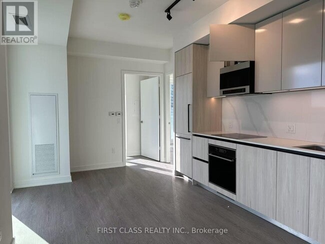 Photo - 425 Front St E Unit 1006