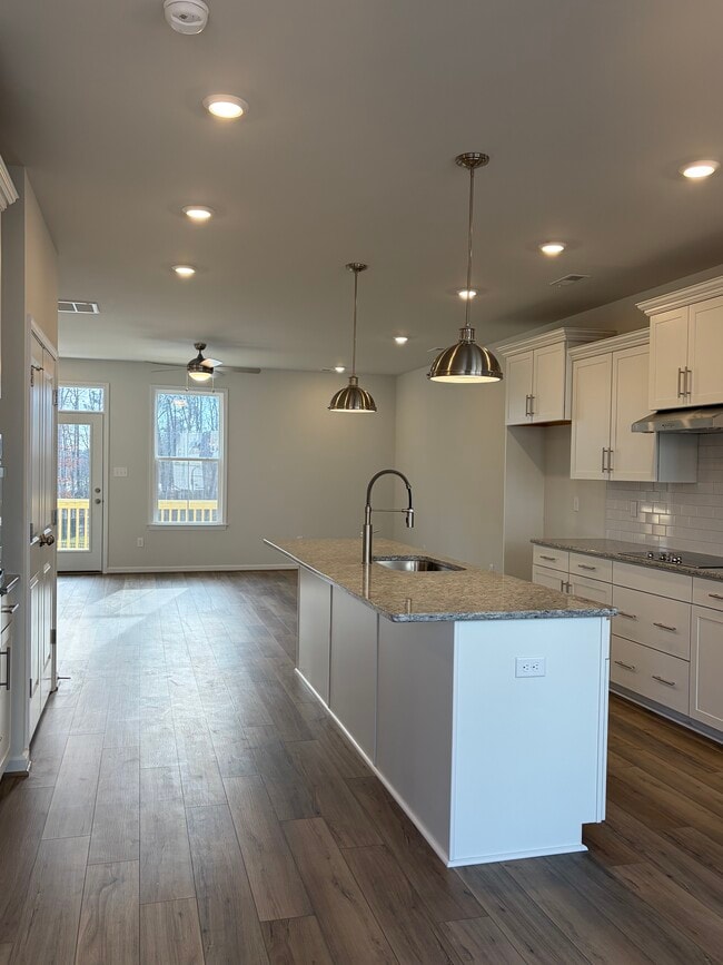 Photo - 206 That Way